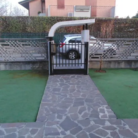 Per Brevi Periodi Michélmabel * Bergame